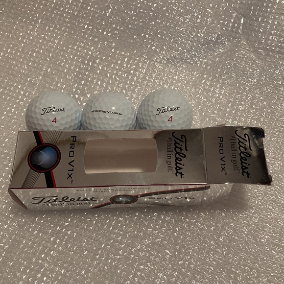 NWOT - Titleist® PRO V1x™ Golf Balls - One Sleeve of (3) - #1 ball in golf - Picture 7 of 8